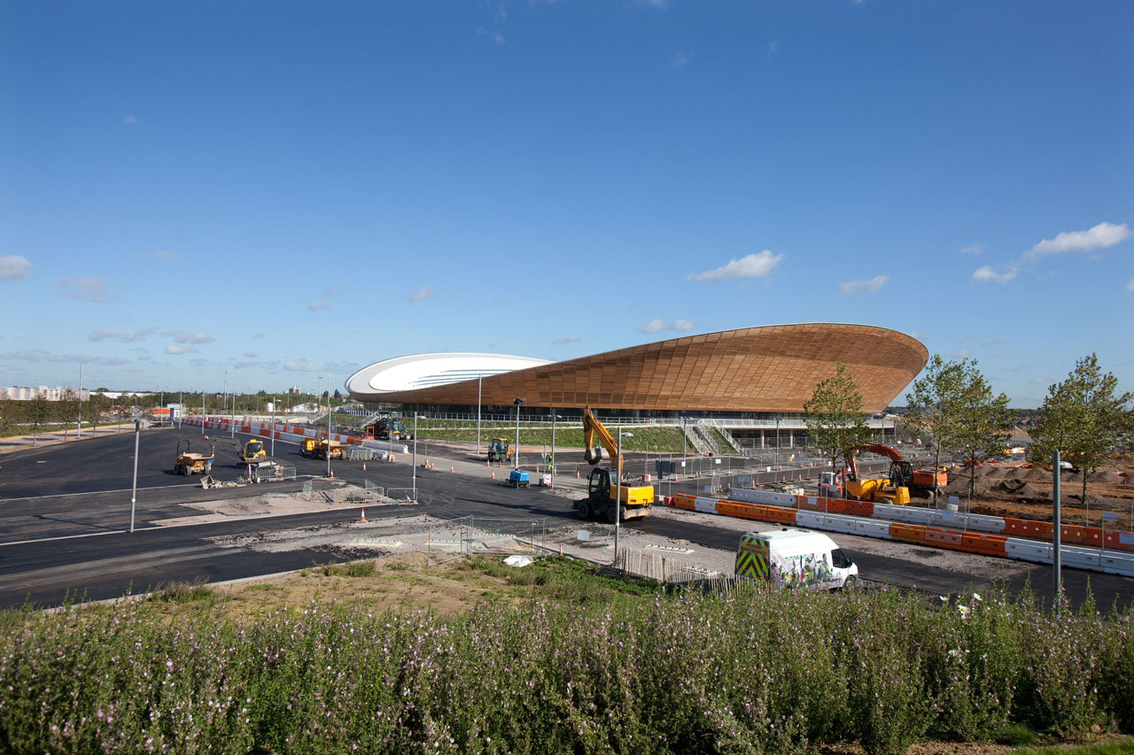 Exterior of London's Olymipic Velodrome by Hopkins Architects